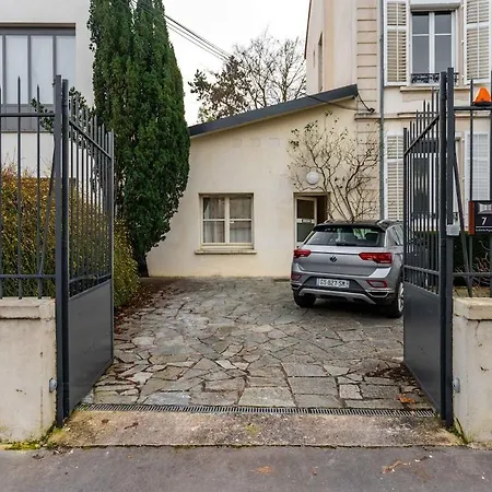 Appartamento Le Nid De Rigny Avec Terrasse Et Place Parking Ext