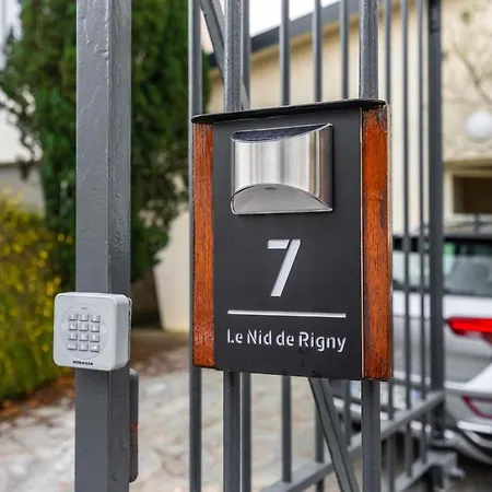 Le Nid De Rigny Avec Terrasse Et Place Parking Ext Appartamento