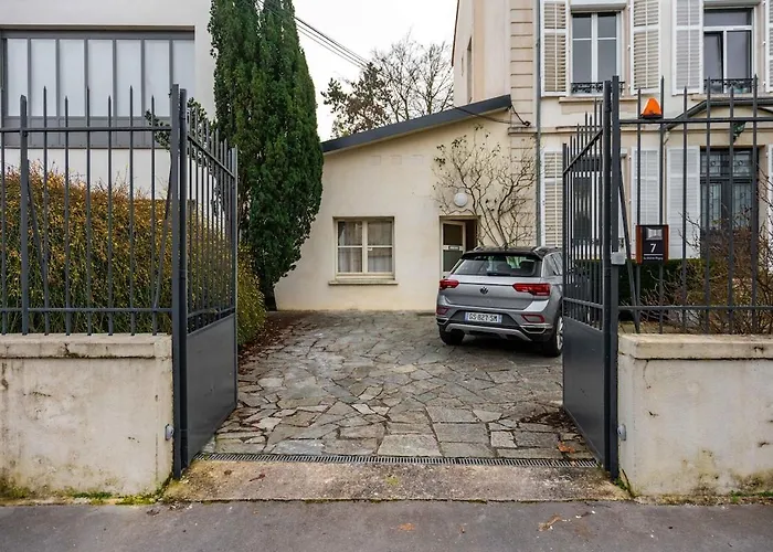 Appartamento Le Nid De Rigny Avec Terrasse Et Place Parking Ext