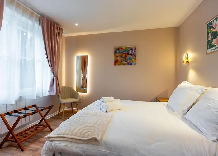 Appartamento Le Nid De Rigny Avec Terrasse Et Place Parking Ext